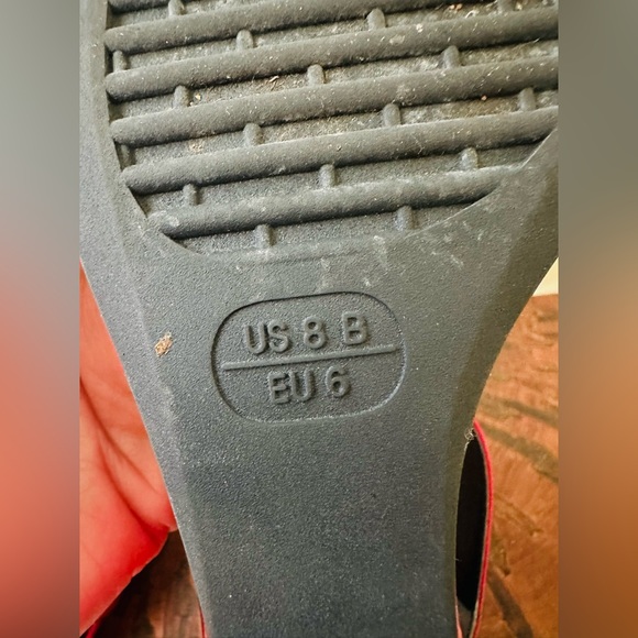 EUC THE FLEXX Red Sandal Size 8B - Picture 8 of 8